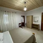 Rent Sakolli Quarto em Acomodações Particulares *