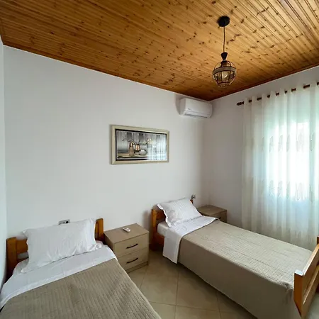 Quarto em Acomodações Particulares Rent Sakolli